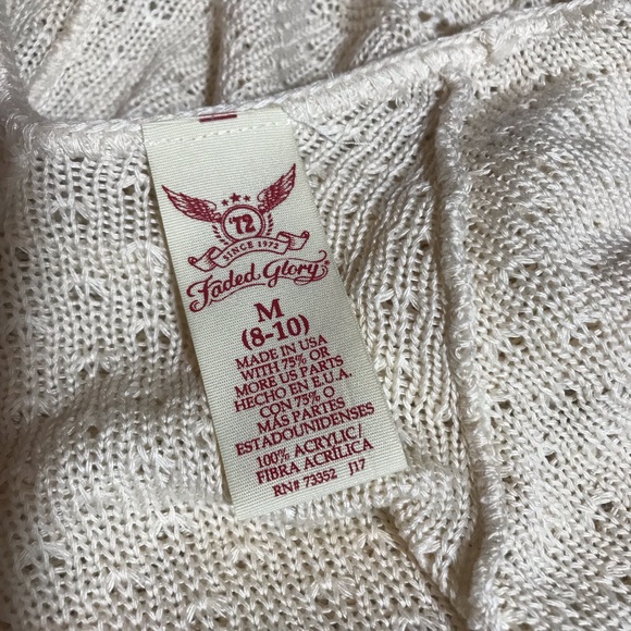 blouse in good condition almost new - Picture 5 of 8